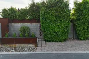 3007 N 56th St, Phoenix, AZ 85018 - Photo 2