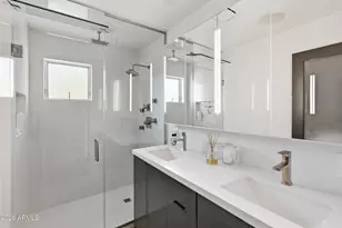 3007 N 56th St, Phoenix, AZ 85018 - Photo 24