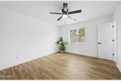 3210 N 49th Avenue, Phoenix, AZ 85031 - Photo 20