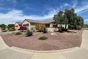 16204 W Desert Canyon Dr, Surprise, AZ 85374 - Photo 2