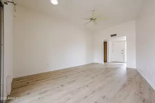 16418 N Orchard Hills Dr, Sun City, AZ 85351 - Photo 14