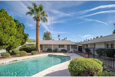 3517 E Montecito Avenue, Phoenix, AZ 85018 - Photo 2