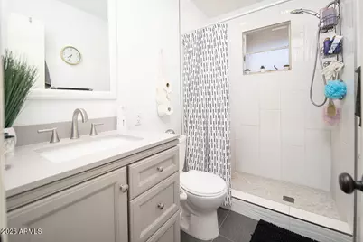 3517 E Montecito Avenue, Phoenix, AZ 85018 - Photo 14