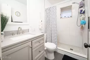 3517 E Montecito Ave, Phoenix, AZ 85018 - Photo 14