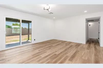7731 W Mulberry Drive, Phoenix, AZ 85033 - Photo 18
