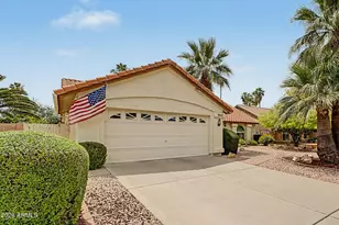 5643 E Angela Dr, Scottsdale, AZ 85254 - Photo 2