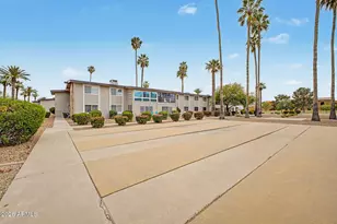 10862 N Fairway Ct E, Sun City, AZ 85351 - Photo 32