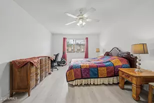 10862 N Fairway Ct E, Sun City, AZ 85351 - Photo 16