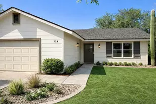 938 N Evergreen Ct, Gilbert, AZ 85233 - Photo 2
