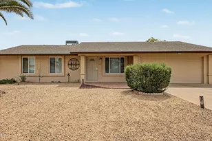 10537 W Lawrence Ln, Peoria, AZ 85345 - Photo 2