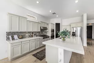 8207 E Jasmine Cir, Mesa, AZ 85207 - Photo 8