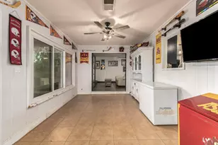 617 E Ellis Dr, Tempe, AZ 85282 - Photo 36