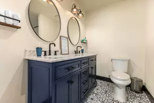 617 E Ellis Dr, Tempe, AZ 85282 - Photo 20