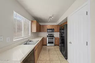 414 S 113th Ave, Avondale, AZ 85323 - Photo 10