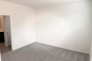 32585 N Smokeview Trl, Peoria, AZ 85383 - Photo 10