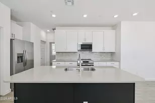 32585 N Smokeview Trl, Peoria, AZ 85383 - Photo 8