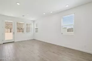 32585 N Smokeview Trl, Peoria, AZ 85383 - Photo 10