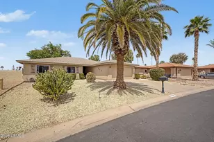 10006 E Watford Way, Sun Lakes, AZ 85248 - Photo 6