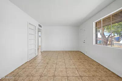 4501 W Crittenden Lane, Phoenix, AZ 85031 - Photo 10