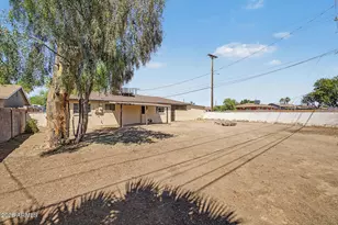 4501 W Crittenden Ln, Phoenix, AZ 85031 - Photo 28