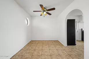 4501 W Crittenden Ln, Phoenix, AZ 85031 - Photo 12