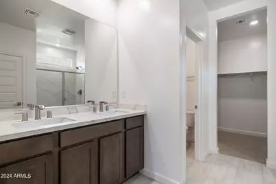 15470 W Desert Hollow Drive, Surprise, AZ 85387 - Photo 24