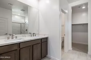 15470 W Desert Hollow Dr, Surprise, AZ 85387 - Photo 24