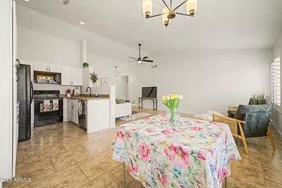 6893 S Lake Forest Court, Chandler, AZ 85249 - Photo 6