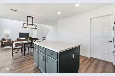 462 E Christopher Street, San Tan Valley, AZ 85140 - Photo 12