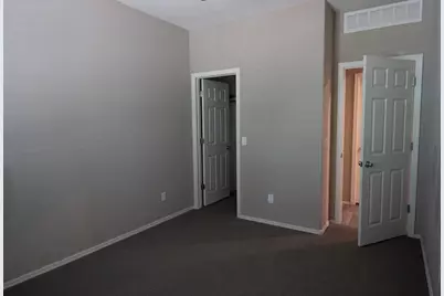 241 E Roadrunner Drive, Chandler, AZ 85286 - Photo 14