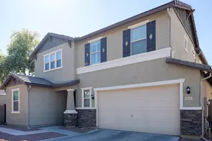 241 E Roadrunner Dr, Chandler, AZ 85286 - Photo 38