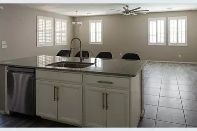 241 E Roadrunner Drive, Chandler, AZ 85286 - Photo 22