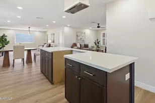 9627 N 58th Ln, Glendale, AZ 85302 - Photo 10