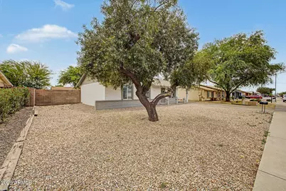 1425 W Wickieup Lane, Phoenix, AZ 85027 - Photo 2