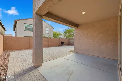 14161 W Voltaire Street, Surprise, AZ 85379 - Photo 4