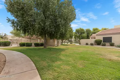 8858 N 47th Lane, Glendale, AZ 85302 - Photo 24