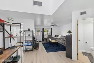 8858 N 47th Ln, Glendale, AZ 85302 - Photo 12