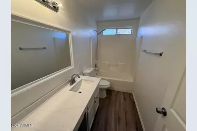 12009 W Holly Street, Avondale, AZ 85392 - Photo 8