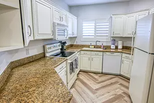 7609 E Indian Bend Rd, Scottsdale, AZ 85250 - Photo 20