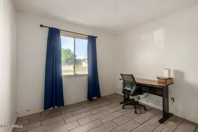 8001 W College Drive, Phoenix, AZ 85033 - Photo 8