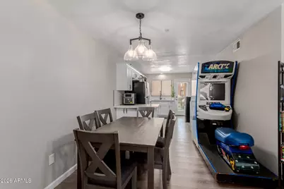 11640 N 51st Avenue #137, Glendale, AZ 85304 - Photo 4