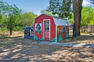 9 Sylvan Ln, Wickenburg, AZ 85390 - Photo 2
