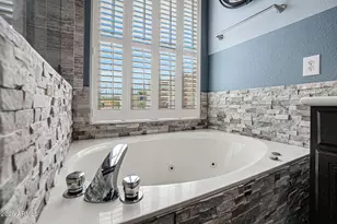 11411 S Oakwood Dr, Goodyear, AZ 85338 - Photo 24