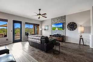 11411 S Oakwood Dr, Goodyear, AZ 85338 - Photo 8