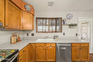 9015 W Butler Dr, Peoria, AZ 85345 - Photo 12