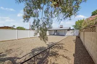 2534 N 28th St, Phoenix, AZ 85008 - Photo 32