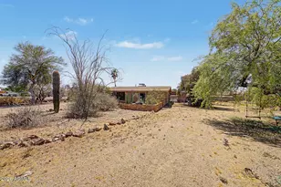 6526 E Holly Dr, Mesa, AZ 85215 - Photo 8