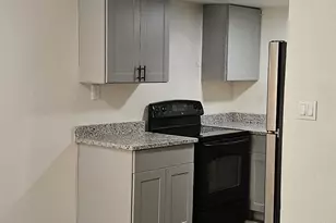 2658 N 43rd Ave, Phoenix, AZ 85009 - Photo 1