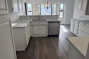 14427 W Desert Glen Dr, Sun City West, AZ 85375 - Photo 8