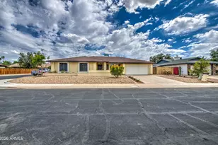 5115 W Mercer Ln, Glendale, AZ 85304 - Photo 4